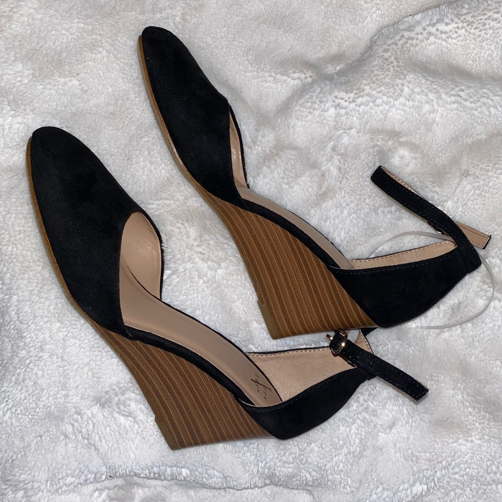 NWOT Target Mary Jane Wedges